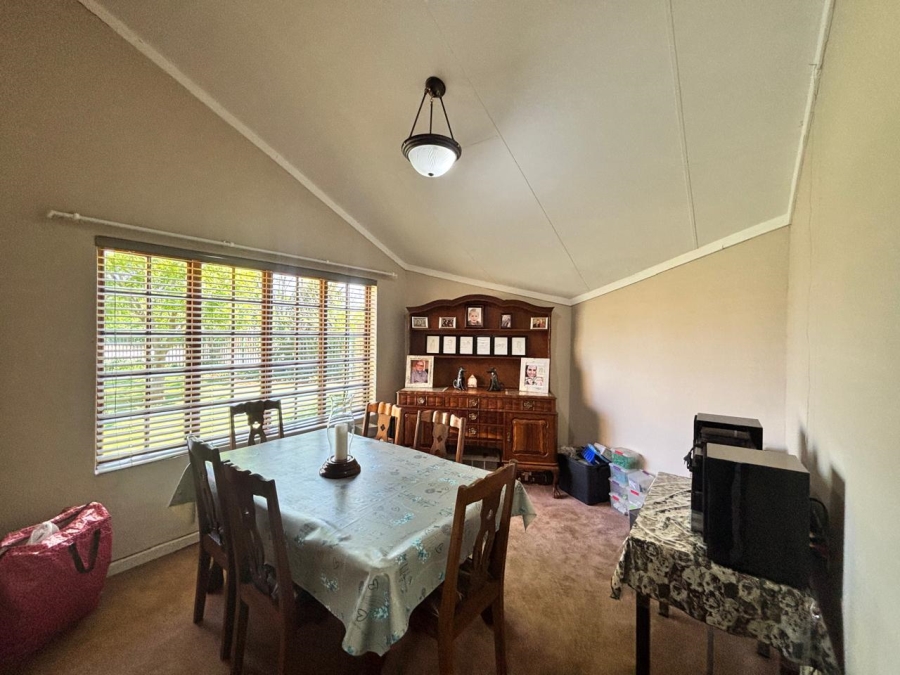 3 Bedroom Property for Sale in Mooivallei Park North West